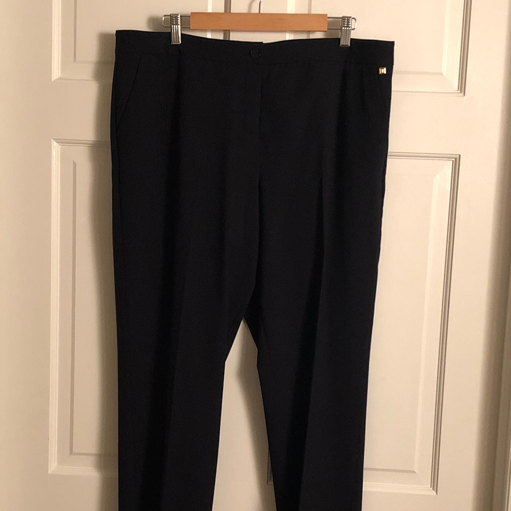 GUC BlackIvanka Trump dress pants/trousers size 16